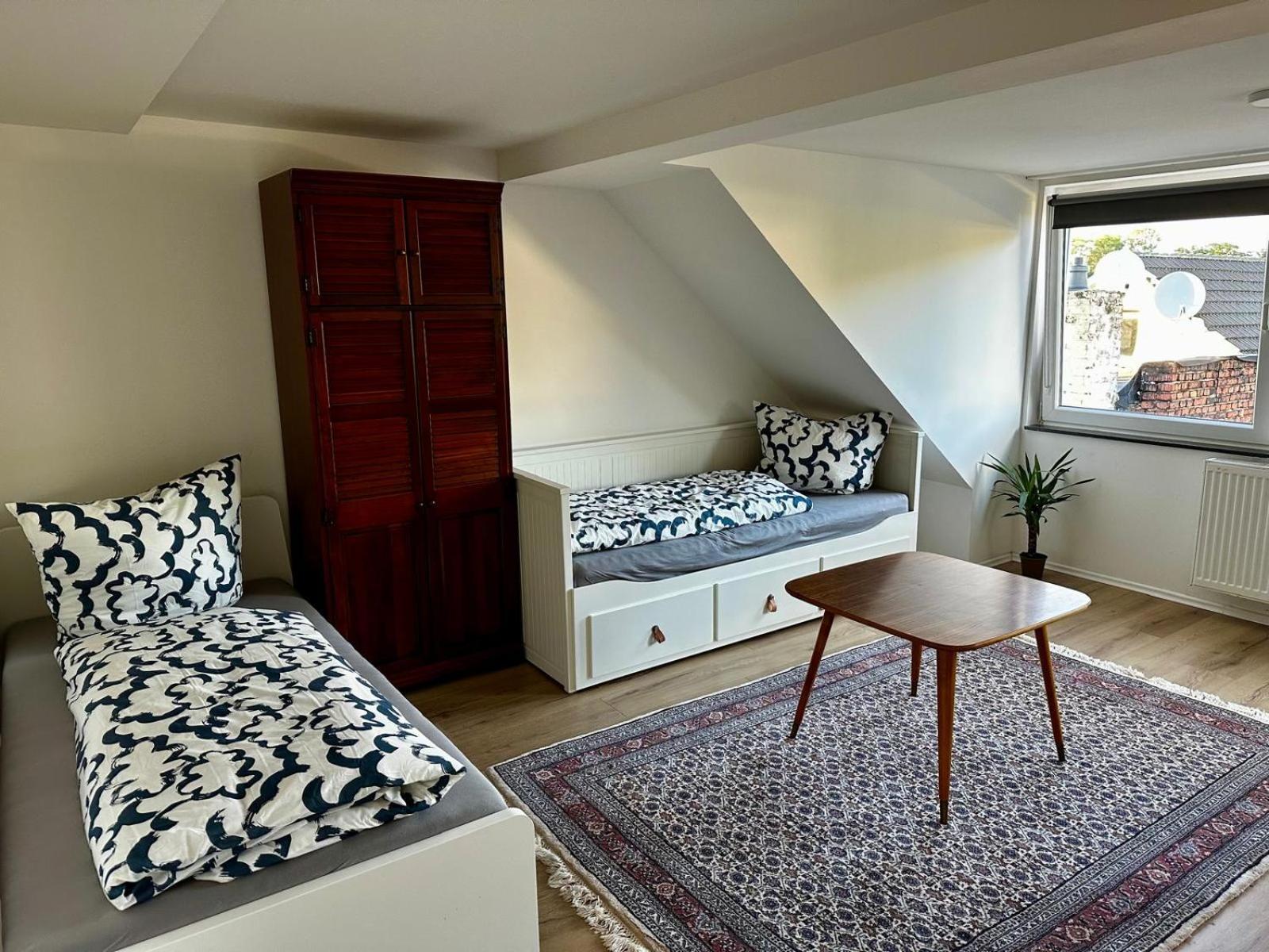 Bee Flats Apartment เฟลแบร์ท ภายนอก รูปภาพ